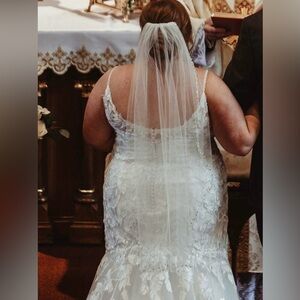 Finger Tip Length Wedding Veil